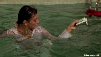 Glamorous Pool Babes Screencap 70 on www.sinx.com