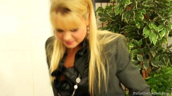 Broken Shower Fixed With A Working Cock Screencap 29 on www.sinx.com