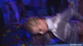 Spring Break Blow-Out Part 4 - Cam 1 Screencap 28 on www.sinx.com