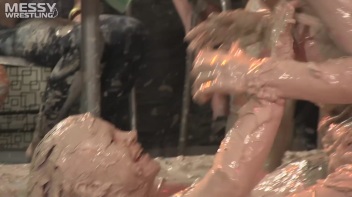 Muddy Wrestling Special: 2 Amateur Battles - Audience vs. Audience Screencap 31 on www.sinx.com