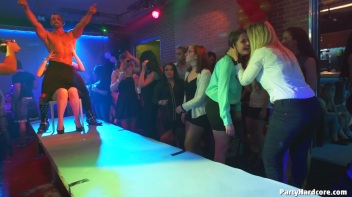 Party Hardcore Gone Crazy Vol. 36 Part 4 - Cam 3 Screencap 71 on www.sinx.com