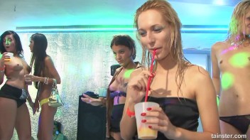 EuroFuck Competition Part 5 - Cam 1 Screencap 1 on www.sinx.com