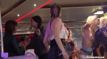 XXX Rip Fest Part 5 - Shower Cam Screencap 30 on www.sinx.com