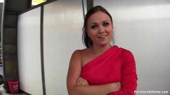 Car Wash Tries Experimental Golden Shower Technique Screencap 4 on www.sinx.com