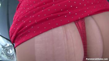 Car Wash Tries Experimental Golden Shower Technique Screencap 40 on www.sinx.com