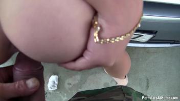 Car Wash Tries Experimental Golden Shower Technique Screencap 44 on www.sinx.com