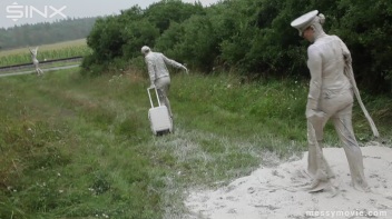 Rich Bimbos Gets Messy With Driver Screencap 87 on www.sinx.com