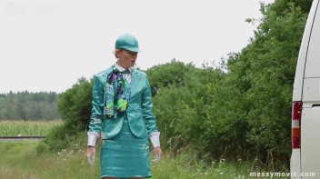 Rich Bimbos Gets Messy With Driver Screencap 20 on www.sinx.com