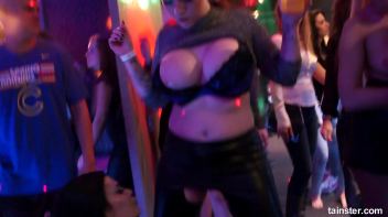 Fanatic Fuckfriends Part 8 - Lesbian Cam Screencap 26 on www.sinx.com