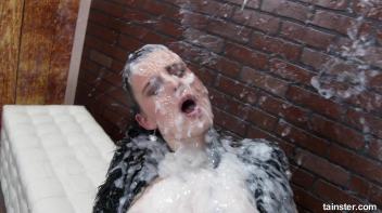 Alice Nice covered in jizz within seconds Screencap 110 on www.sinx.com