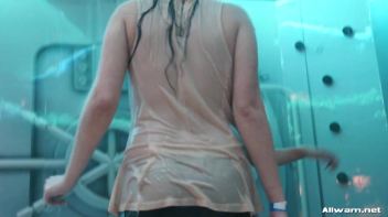 The Wetlook Way Screencap 46 on www.sinx.com