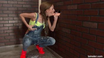 This skinny babe is receiving a gooey slimewave Screencap 27 on www.sinx.com