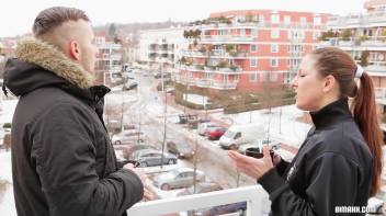 We have a spare hour... Screencap 2 on www.sinx.com