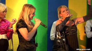 Glamorous Goo Girls Screencap 3 on www.sinx.com