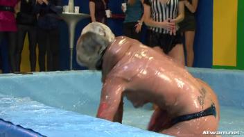 Glamorous Goo Girls Screencap 50 on www.sinx.com