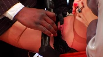 Yellow-Hot Golden Shower Action! Screencap 38 on www.sinx.com