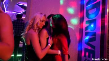 Fanatic Fuckfriends Part 2 - Lesbian Cam Screencap 18 on www.sinx.com