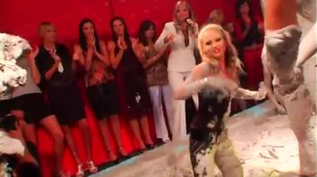 Fancy Chicks Get Messy In The Mud Screencap 55 on www.sinx.com