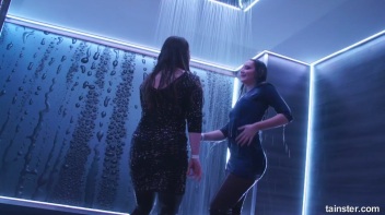 We Wanna Work It Wet! Screencap 60 on www.sinx.com