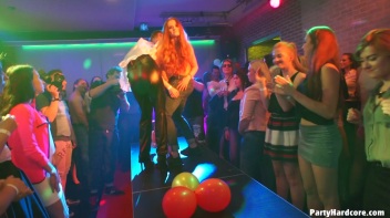 Party Hardcore Gone Crazy Vol. 36 Part 1 - Cam 3 Screencap 33 on www.sinx.com