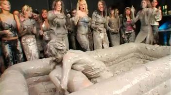 Amateur Babes Prove Themselves In The Mud Pit Screencap 20 on www.sinx.com