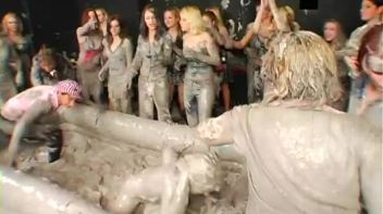 Amateur Babes Prove Themselves In The Mud Pit Screencap 44 on www.sinx.com