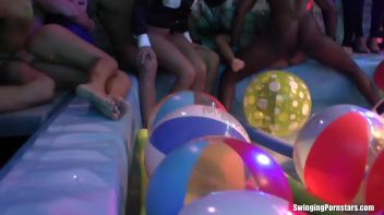 Summer Jam Bang Part 3 - Main Edit Screencap 75 on www.sinx.com