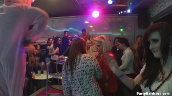 Party Hardcore Gone Crazy Vol. 10 Part 5 - Cam 4 Screencap 13 on www.sinx.com