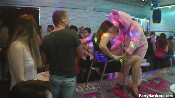 Party Hardcore Gone Crazy Vol. 10 Part 5 - Cam 4 Screencap 29 on www.sinx.com