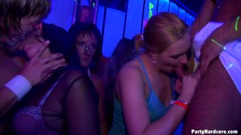 Party Hardcore Vol. 39 Part 1 Screencap 98 on www.sinx.com