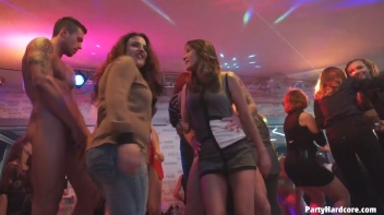 Party Hardcore Gone Crazy Vol. 31 Part 6 - Cam 2 Screencap 76 on www.sinx.com