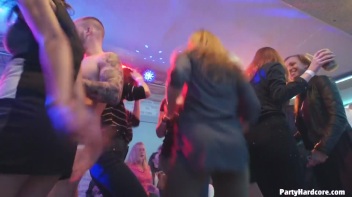 Party Hardcore Gone Crazy Vol. 31 Part 6 - Cam 2 Screencap 80 on www.sinx.com