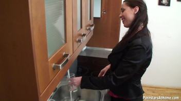 Piss Fucking All Over The Kitchen Screencap 6 on www.sinx.com