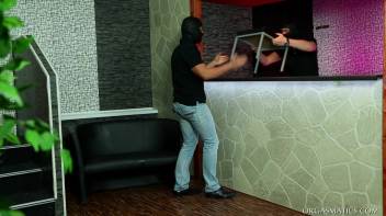 Thieves Hit Orgasmatic Payday! Screencap 2 on www.sinx.com