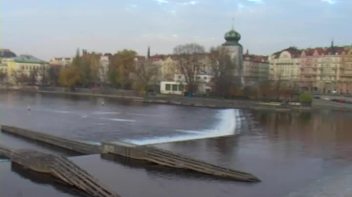 The Bisexual Tour of Prague Screencap 1 on www.sinx.com