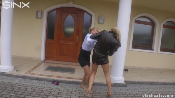 Leggy Stunners' Contentious Catfight Screencap 15 on www.sinx.com