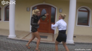 Leggy Stunners' Contentious Catfight Screencap 16 on www.sinx.com