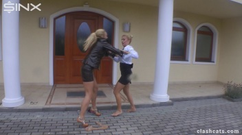 Leggy Stunners' Contentious Catfight Screencap 19 on www.sinx.com