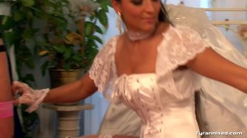 Tyrannized by Two Bitches Screencap 18 on www.sinx.com