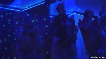 Spring Break Blow-Out Part 6 - Cam 4 Screencap 98 on www.sinx.com