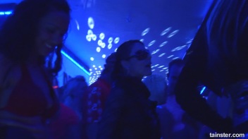 Spring Break Blow-Out Part 6 - Cam 4 Screencap 118 on www.sinx.com