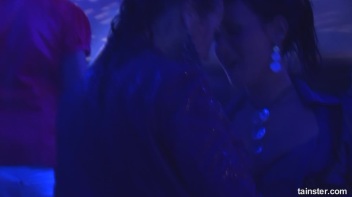 Spring Break Blow-Out Part 6 - Cam 4 Screencap 15 on www.sinx.com