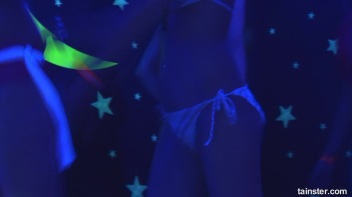 Spring Break Blow-Out Part 6 - Cam 4 Screencap 19 on www.sinx.com