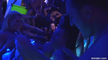 Spring Break Blow-Out Part 6 - Cam 4 Screencap 3 on www.sinx.com