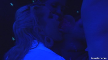 Spring Break Blow-Out Part 6 - Cam 4 Screencap 65 on www.sinx.com