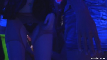 Spring Break Blow-Out Part 6 - Cam 4 Screencap 75 on www.sinx.com