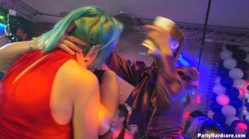 Party Hardcore Gone Crazy Vol. 37 Part 6 - Cam 1 Screencap 23 on www.sinx.com