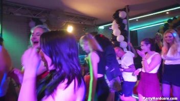 Party Hardcore Gone Crazy Vol. 37 Part 6 - Cam 1 Screencap 50 on www.sinx.com