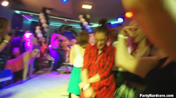 Party Hardcore Gone Crazy Vol. 37 Part 6 - Cam 1 Screencap 76 on www.sinx.com