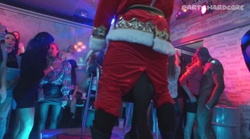 Party Hardcore Gone Crazy Vol. 24 Part 2 - Cam 1 Screencap 17 on www.sinx.com